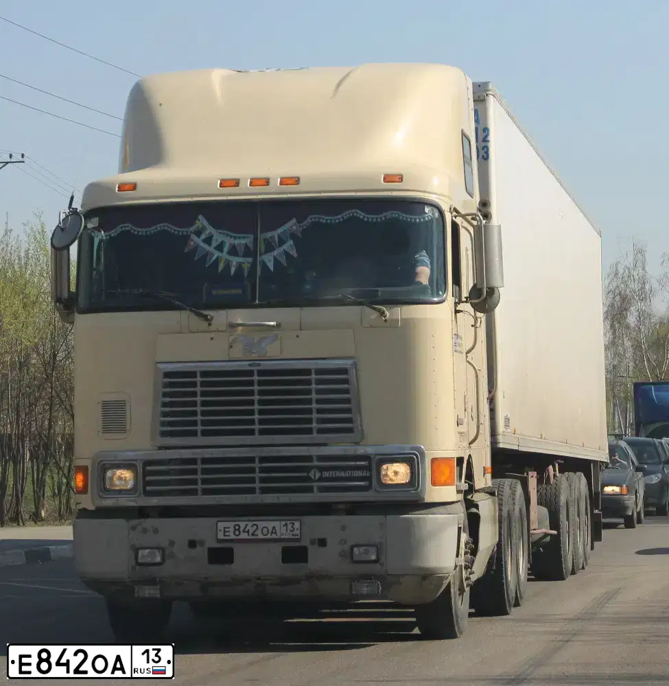 Фото автомобиля INTERNATIONAL, 1997 — госномер Е842ОА13