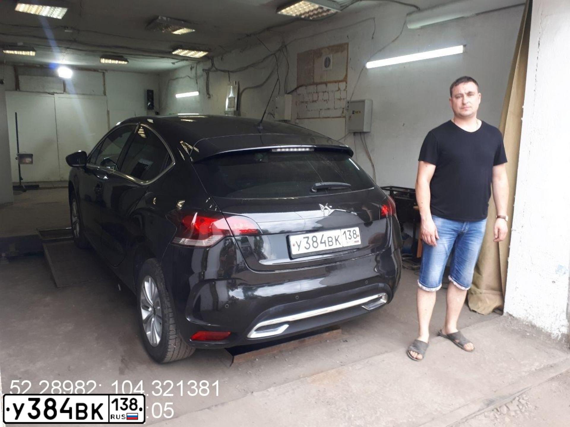 Фото автомобиля CITROEN DS4, 2012 — госномер У384ВК138. Цвет: ЧЕРНЫЙ