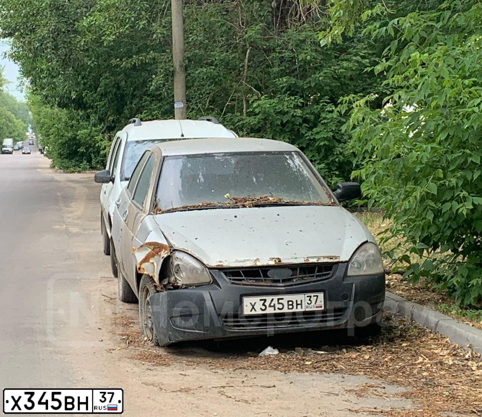 Фото автомобиля LADA 2170 PRIORA, 2007 — госномер О693НА44. Цвет: СВЕТЛО-СЕРЕБРИСТ МЕТАЛЛИК