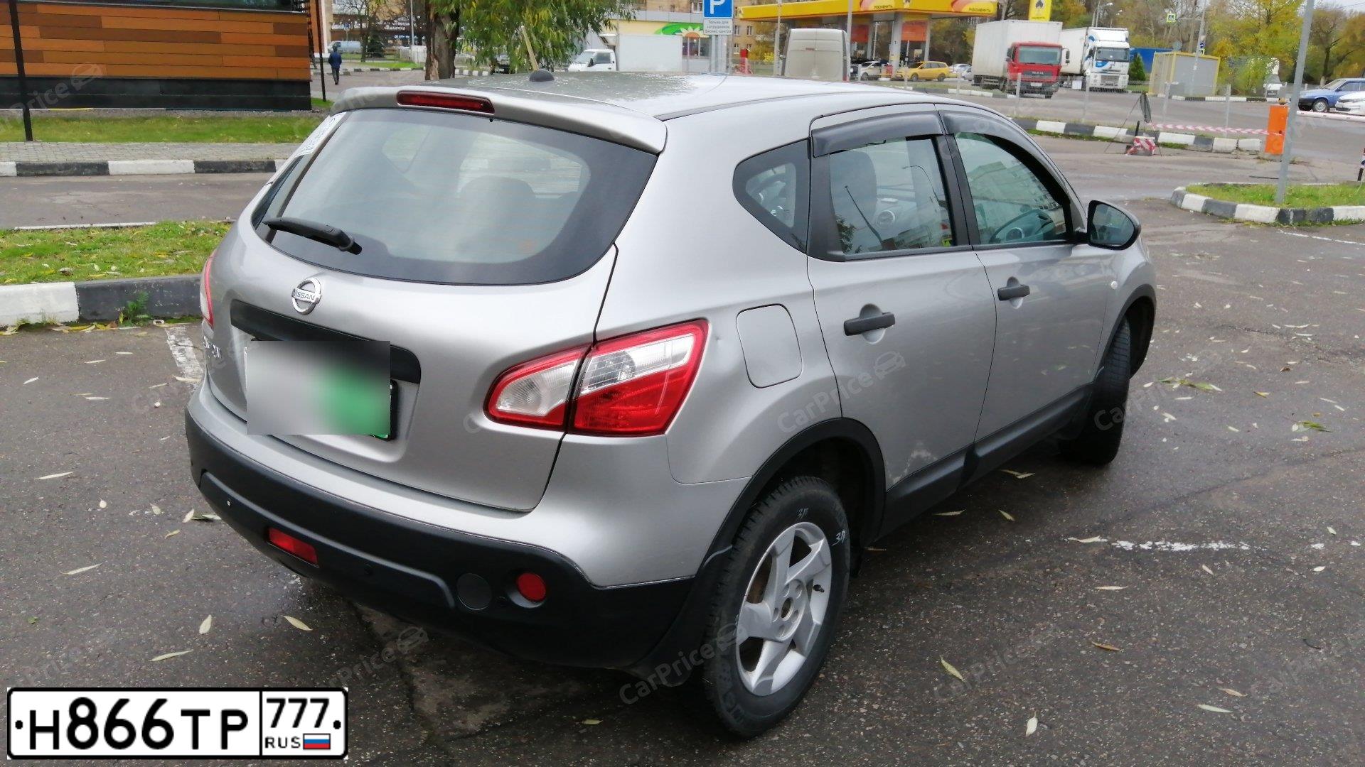 Фото автомобиля NISSAN QASHQAI, 2011 — госномер Н866ТР777. Цвет: СЕРЫЙ СВЕТЛЫЙ