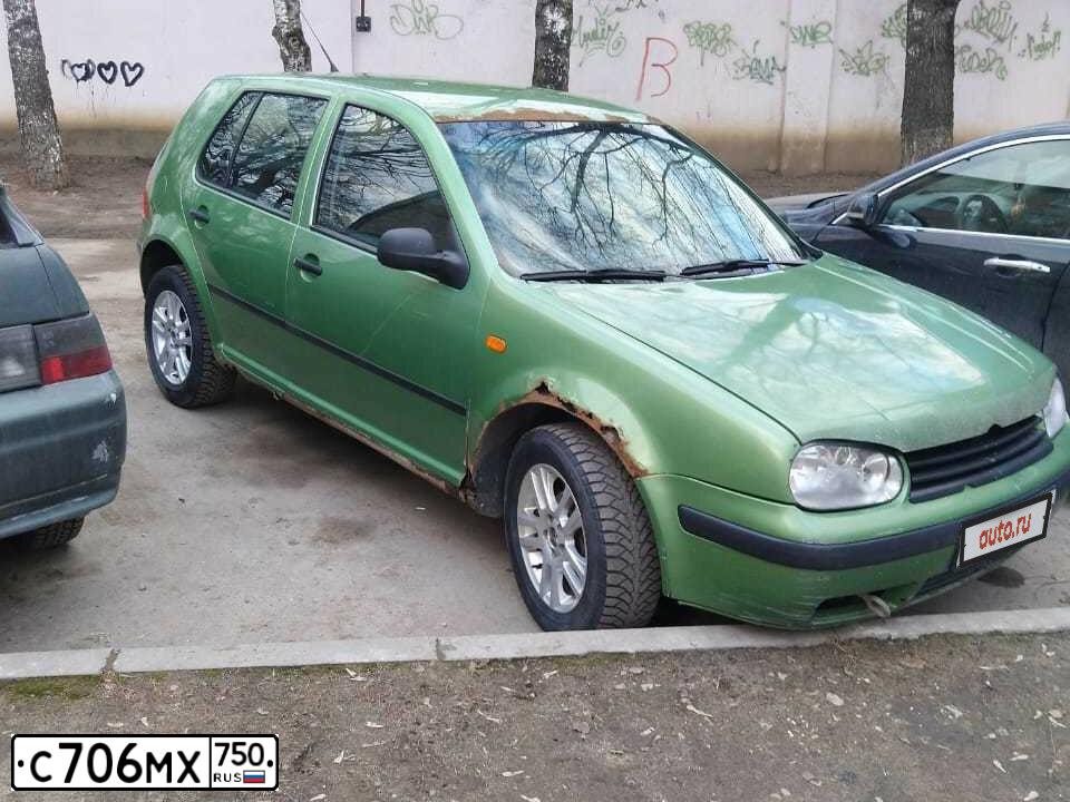 Фото автомобиля VOLKSWAGEN BORA, 1999 — госномер С706МХ750. Цвет: ЧЕРНЫЙ