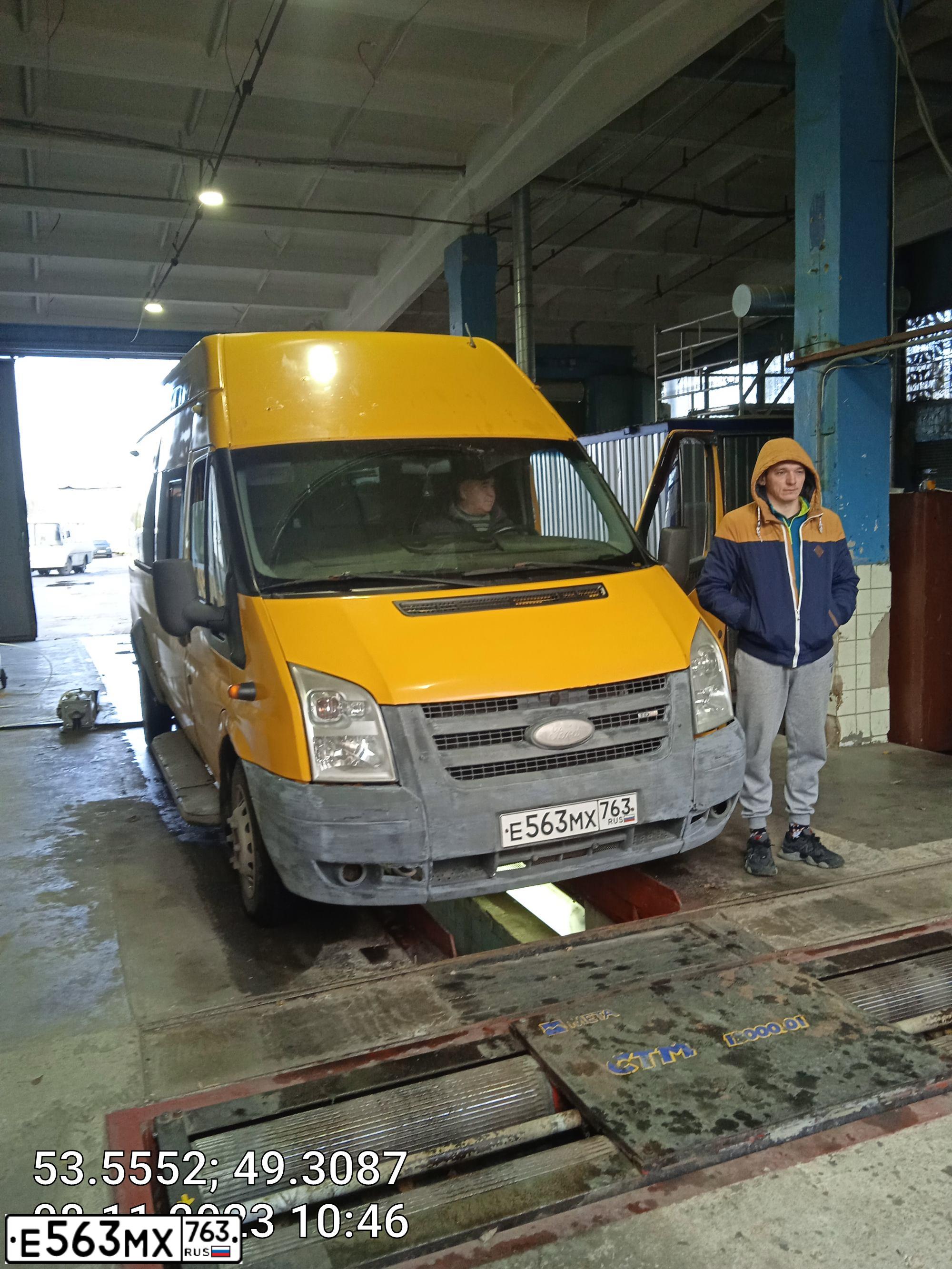Фото автомобиля 32361 32361, 2007 — госномер Е035ЕУ156. Цвет: ЖЕЛТЫЙ