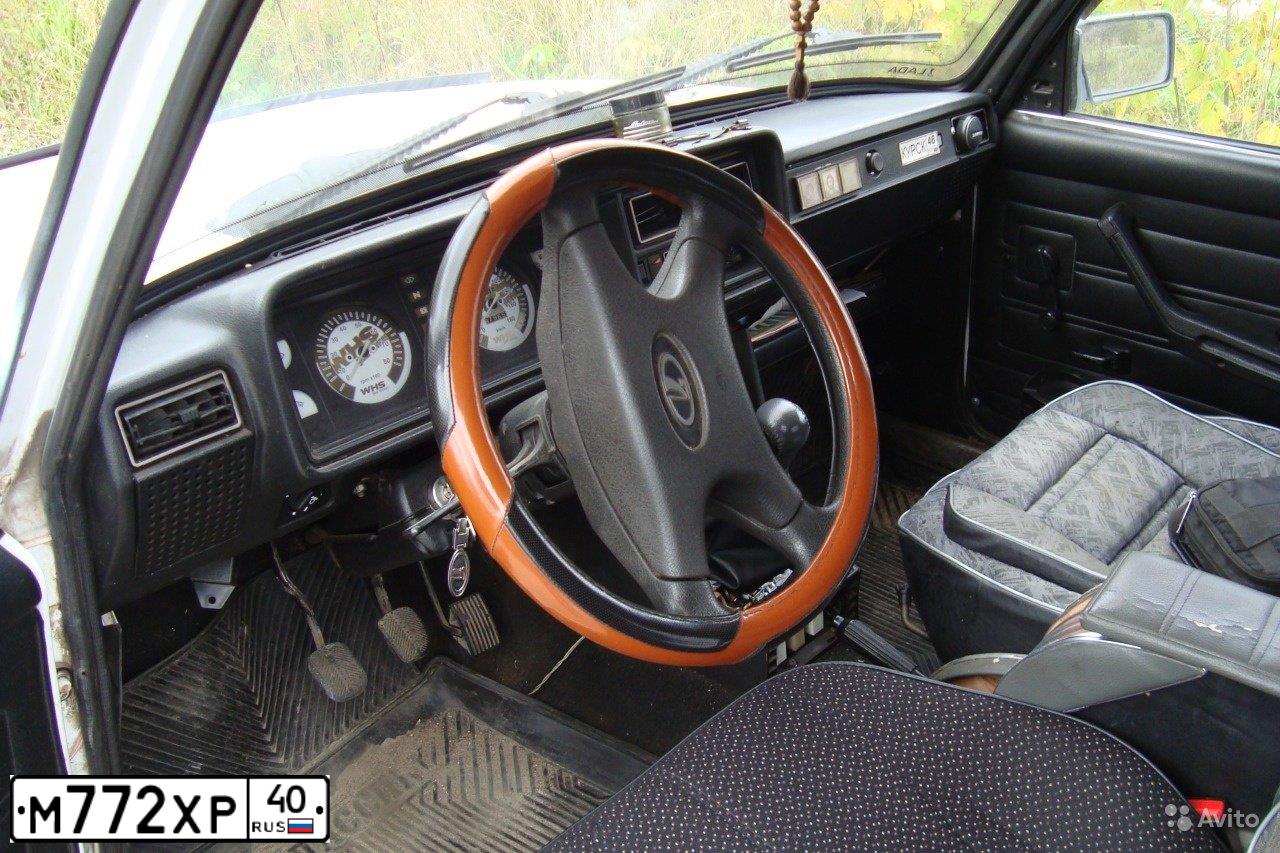Фото автомобиля LADA 2107, 2004 — госномер М772ХР40. Цвет: ЯРКО-БЕЛЫЙ