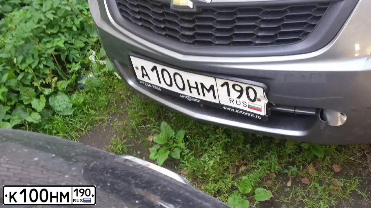 Фото автомобиля KIA CEE'D, 2011 — госномер К100НМ190. Цвет: ЧЕРНЫЙ