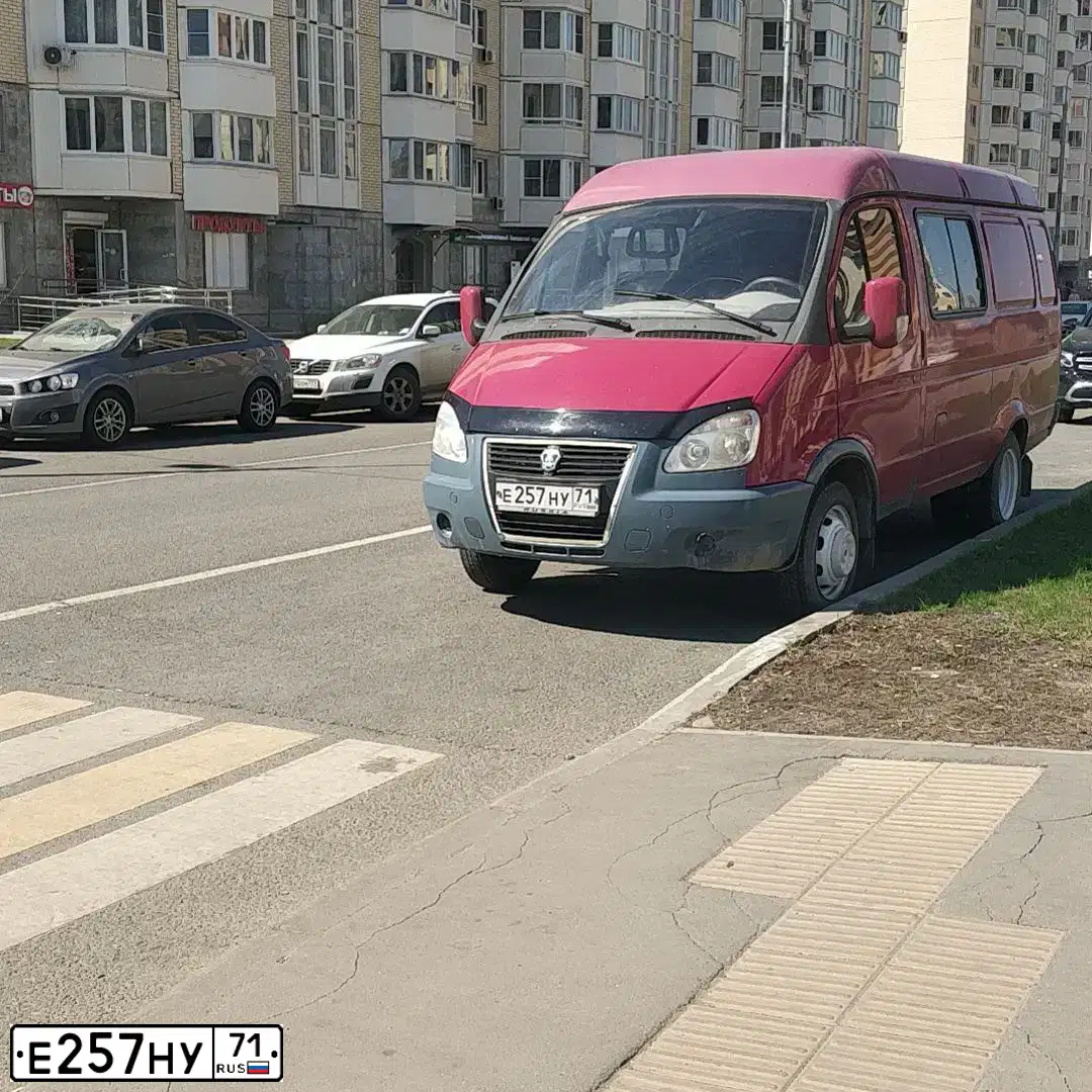 Фото автомобиля GAZ 2705 EL, 2006 — госномер К505ОТ71. Цвет: МАЛЬВА