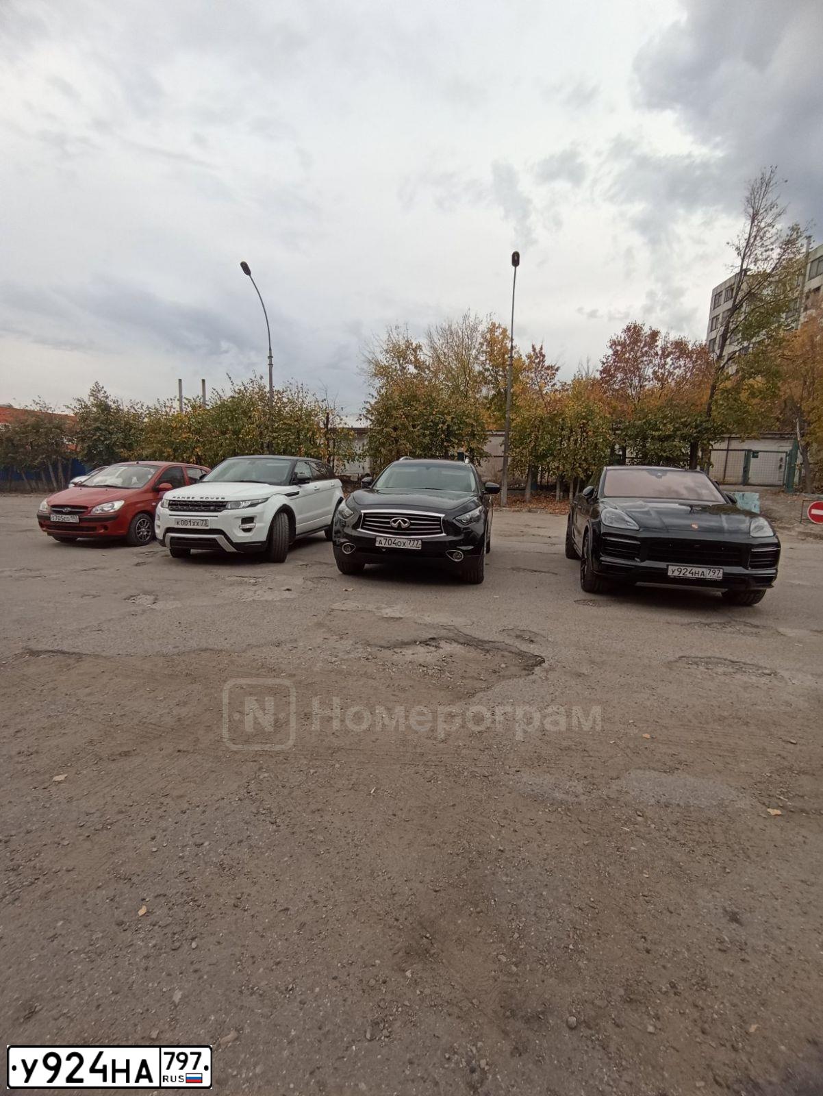 Фото автомобиля PORSCHE CAYENNE, 2022 — госномер Р384КУ73