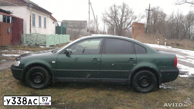 Фото автомобиля VOLKSWAGEN PASSAT, 1999 — госномер У338АС57. Цвет: ЗЕЛЕНЫЙ