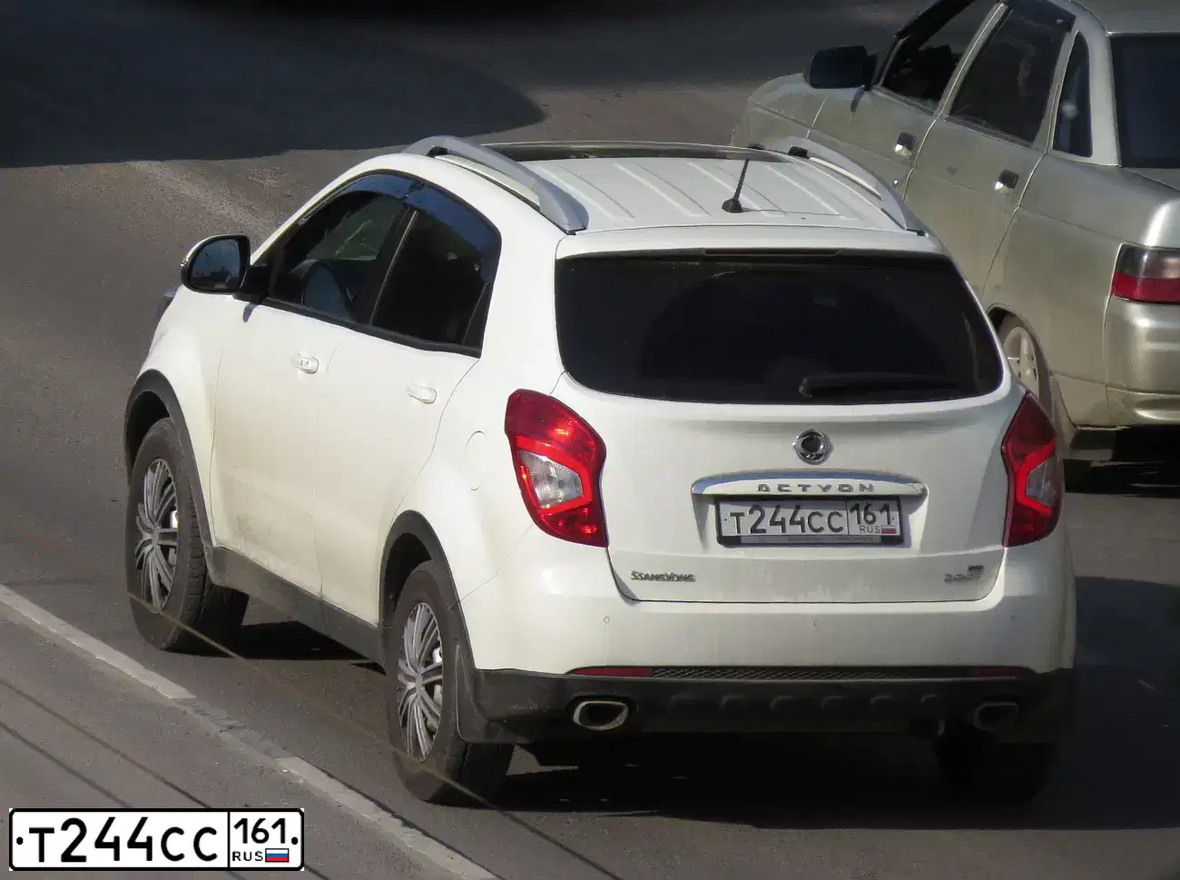 Фото автомобиля SSANGYONG ACTYON, 2013 — госномер Х055СО61. Цвет: БЕЛЫЙ