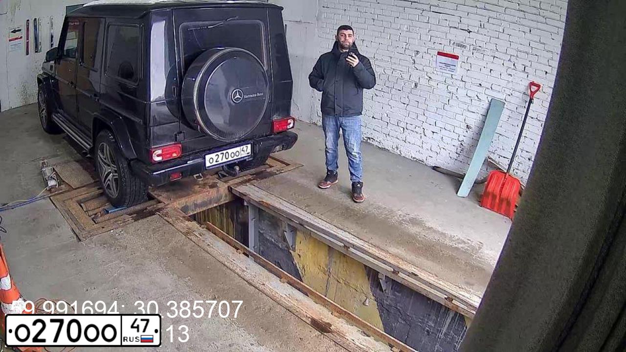 Фото автомобиля MERCEDES C-KLASSE, 2014 — госномер Н206ОК702. Цвет: ЧЕРНЫЙ