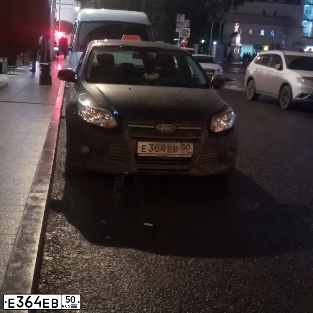 Фото автомобиля FORD FOCUS, 2013 — госномер К502УУ95. Цвет: ЧЕРНЫЙ
