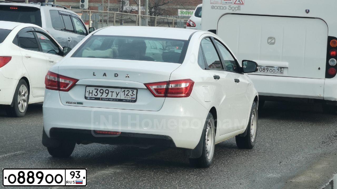 Фото автомобиля TOYOTA COROLLA, 2008 — госномер С366НУ123. Цвет: СВЕТЛО-ГОЛУБОЙ