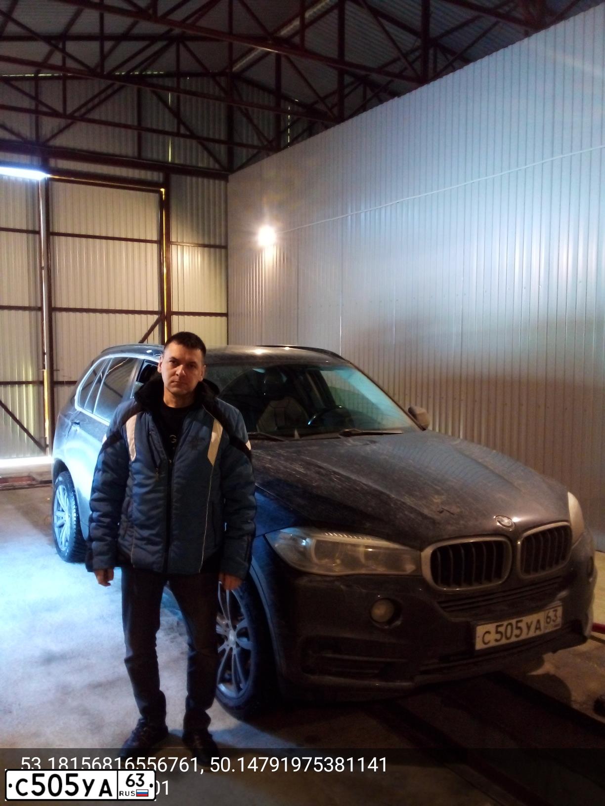 Фото автомобиля BMW X5, 2018 — госномер К435АЕ156