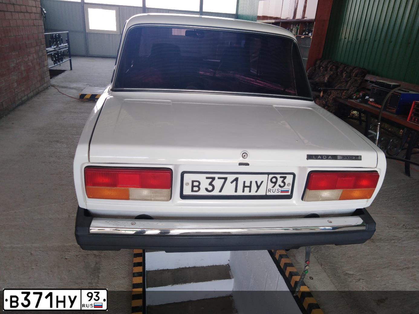 Фото автомобиля LADA 2107, 2007 — госномер В371НУ93