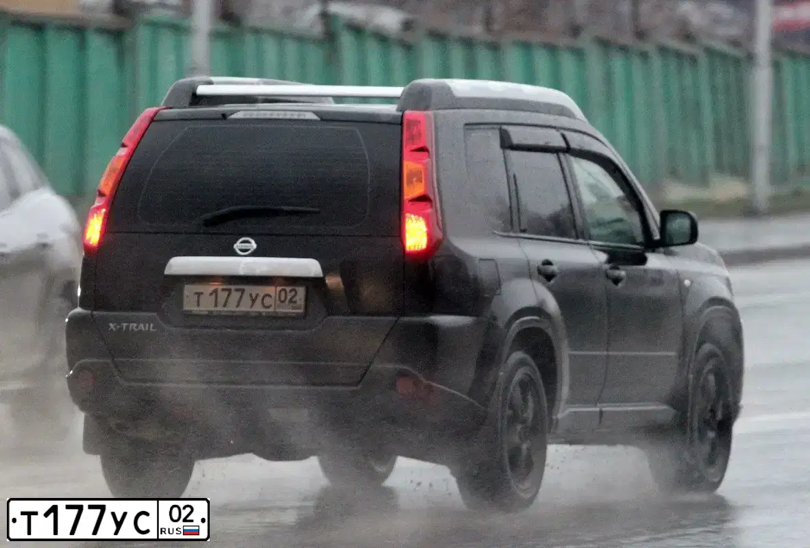 Фото автомобиля LANDROVER FREELANDER, 2013 — госномер Т177УС02. Цвет: ЧЕРНЫЙ