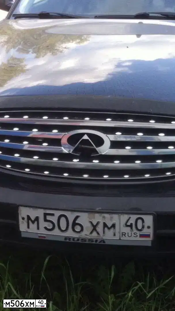 Фото автомобиля INFINITI QX70 /FX/, 2005 — госномер М506ХМ40. Цвет: ЧЕРНЫЙ