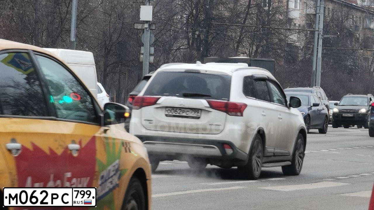 Фото автомобиля KIA PICANTO / MORNING, 2019 — госномер М062РС799. Цвет: ЧЕРНЫЙ