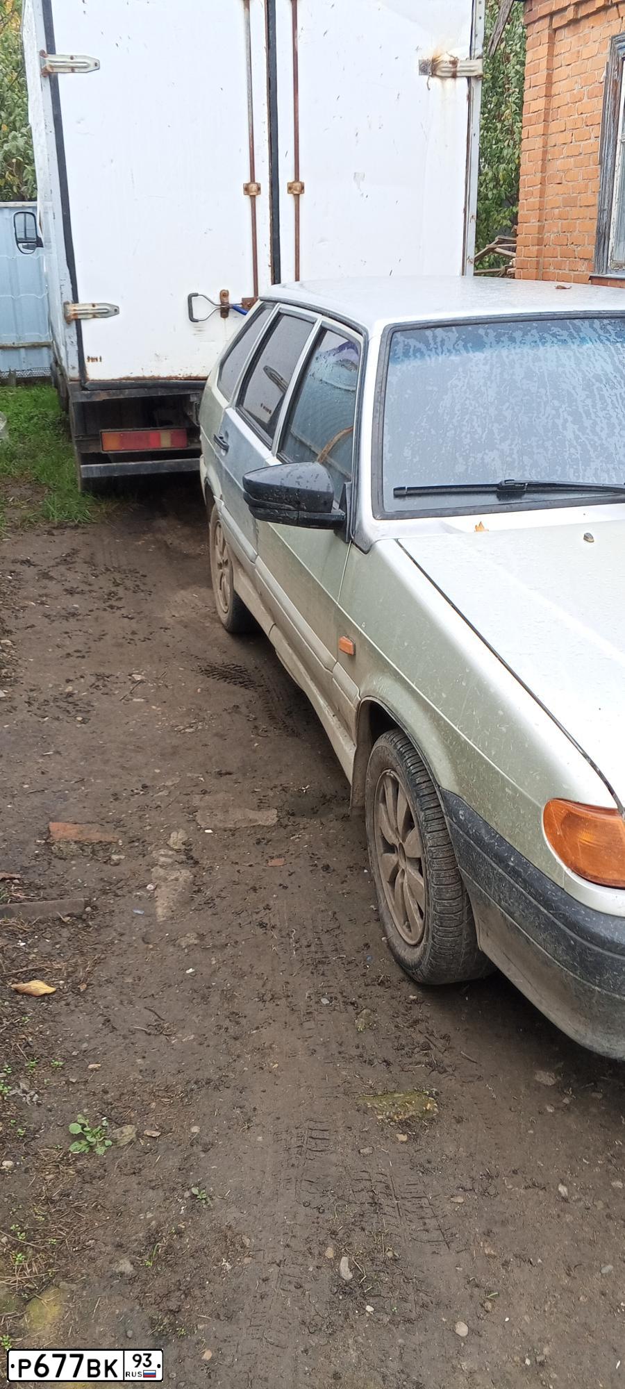Фото автомобиля LADA 2114 SAMARA, 2005 — госномер Р677ВК93. Цвет: СЕРЕБРИСТО-БЕЖЕВЫЙ