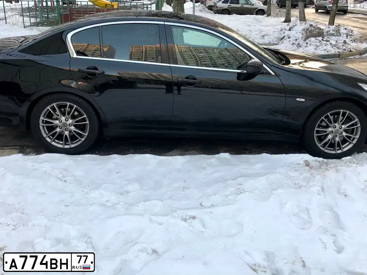 Фото автомобиля INFINITI G, 2013 — госномер А774ВН77. Цвет: ТЕМНО-СЕРЫЙ