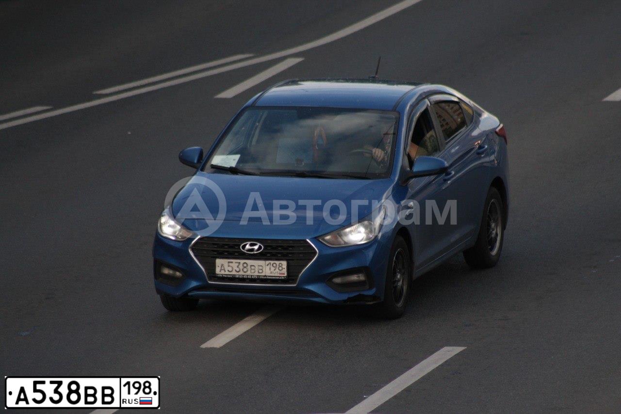 Фото автомобиля HYUNDAI SOLARIS, 2017 — госномер А538ВВ198. Цвет: СИНИЙ