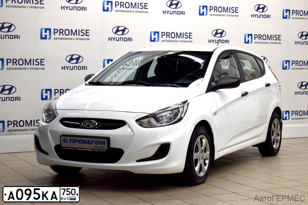 Фото автомобиля HYUNDAI SOLARIS, 2014 — госномер А882КВ790. Цвет: БЕЛЫЙ
