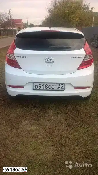 Фото автомобиля HYUNDAI SOLARIS, 2014 — госномер В918ОО123. Цвет: БЕЛЫЙ