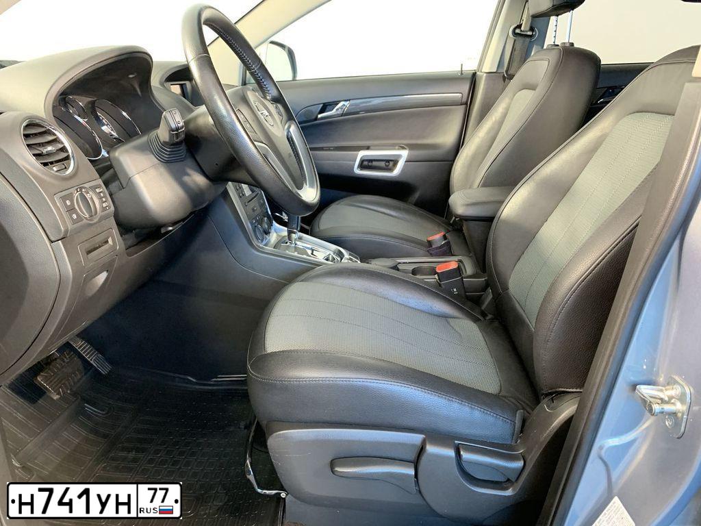 Фото автомобиля OPEL ANTARA, 2013 — госномер О377ХС33. Цвет: СЕРЫЙ