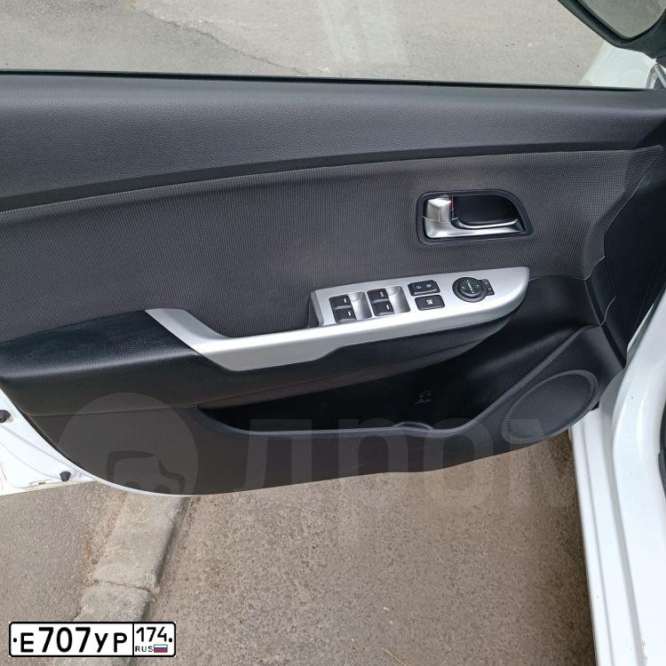 Фото автомобиля SKODA OCTAVIA, 2008 — госномер М295ЕЕ774. Цвет: СЕРЫЙ