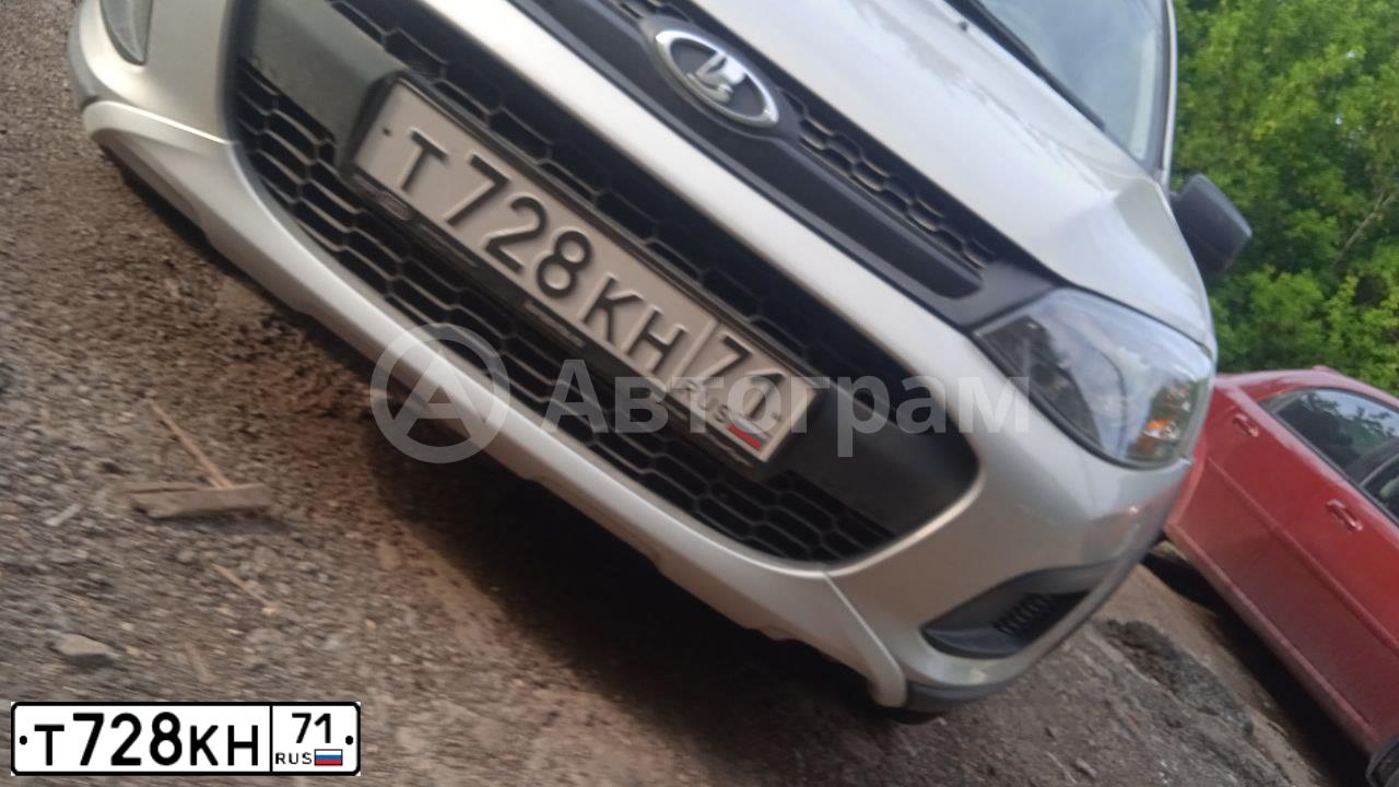 Фото автомобиля LADA 2194 KALINA, 2018 — госномер Т728КН71. Цвет: Серебристый