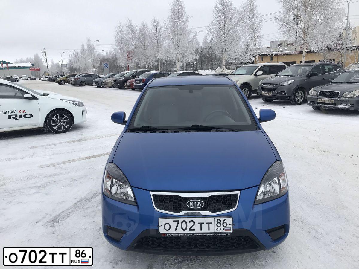 Фото автомобиля TOYOTA CAMRY, 2010 — госномер О732ТТ86. Цвет: СЕРЫЙ МЕТАЛЛИК