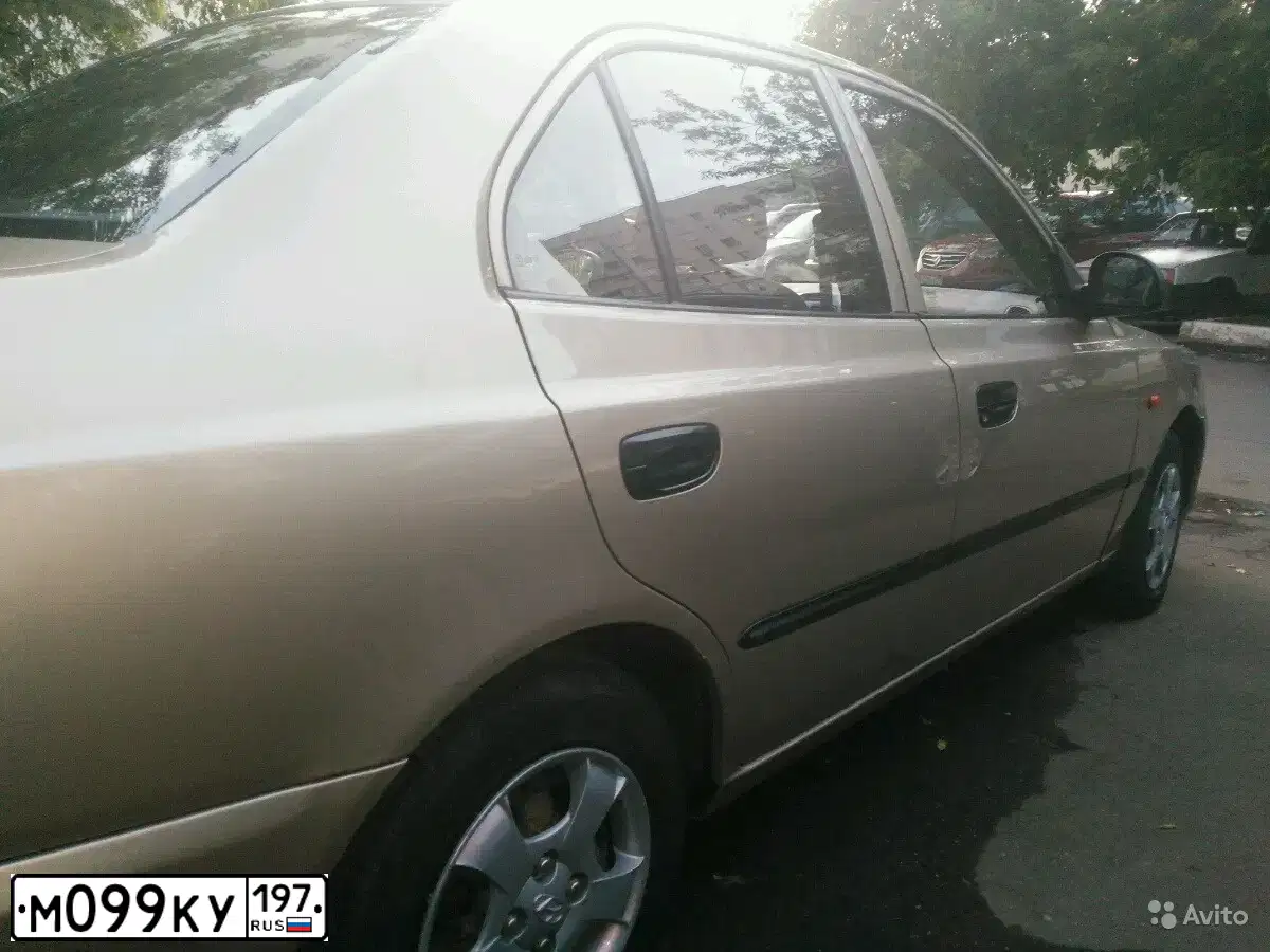 Фото автомобиля TAGAZ ACCENT, 2004 — госномер М099КУ197. Цвет: БЕЖЕВЫЙ