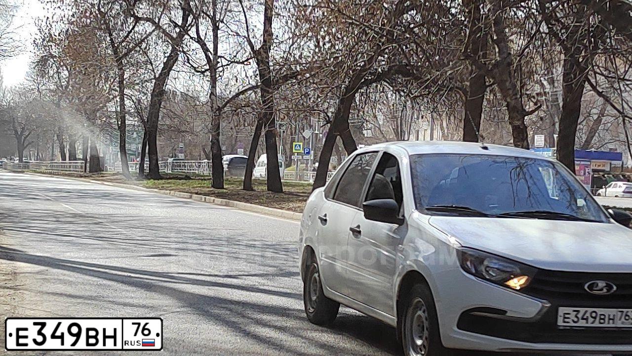Фото автомобиля CHEVROLET CRUZE, 2012 — госномер М103НУ790. Цвет: СЕРЕБРИСТЫЙ МЕТАЛЛИК