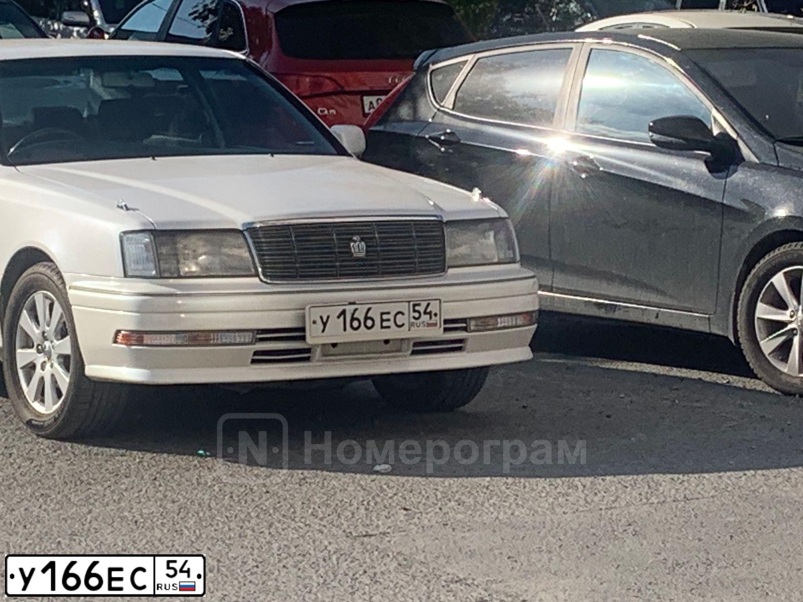 Фото автомобиля TOYOTA CROWN, 1996 — госномер О296УН196