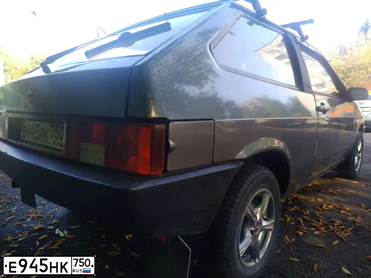 Фото автомобиля TOYOTA CAMRY, 2009 — госномер Е832СО190. Цвет: ЧЕРНЫЙ
