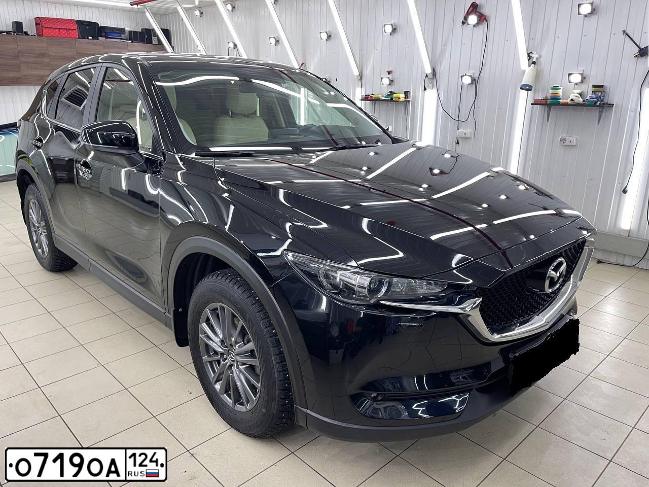 Фото автомобиля MAZDA CX-5, 2018 — госномер О719ОА124. Цвет: ЧЕРНЫЙ