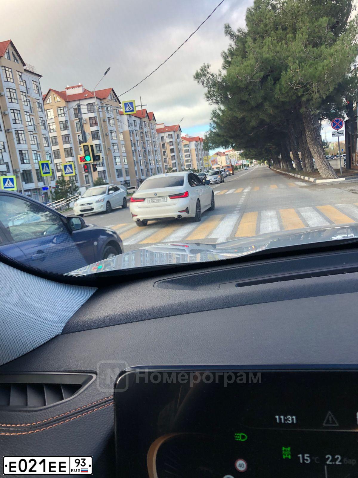 Фото автомобиля SUZUKI /GRAND/ VITARA, 2005 — госномер К933ХЕ93. Цвет: Серый