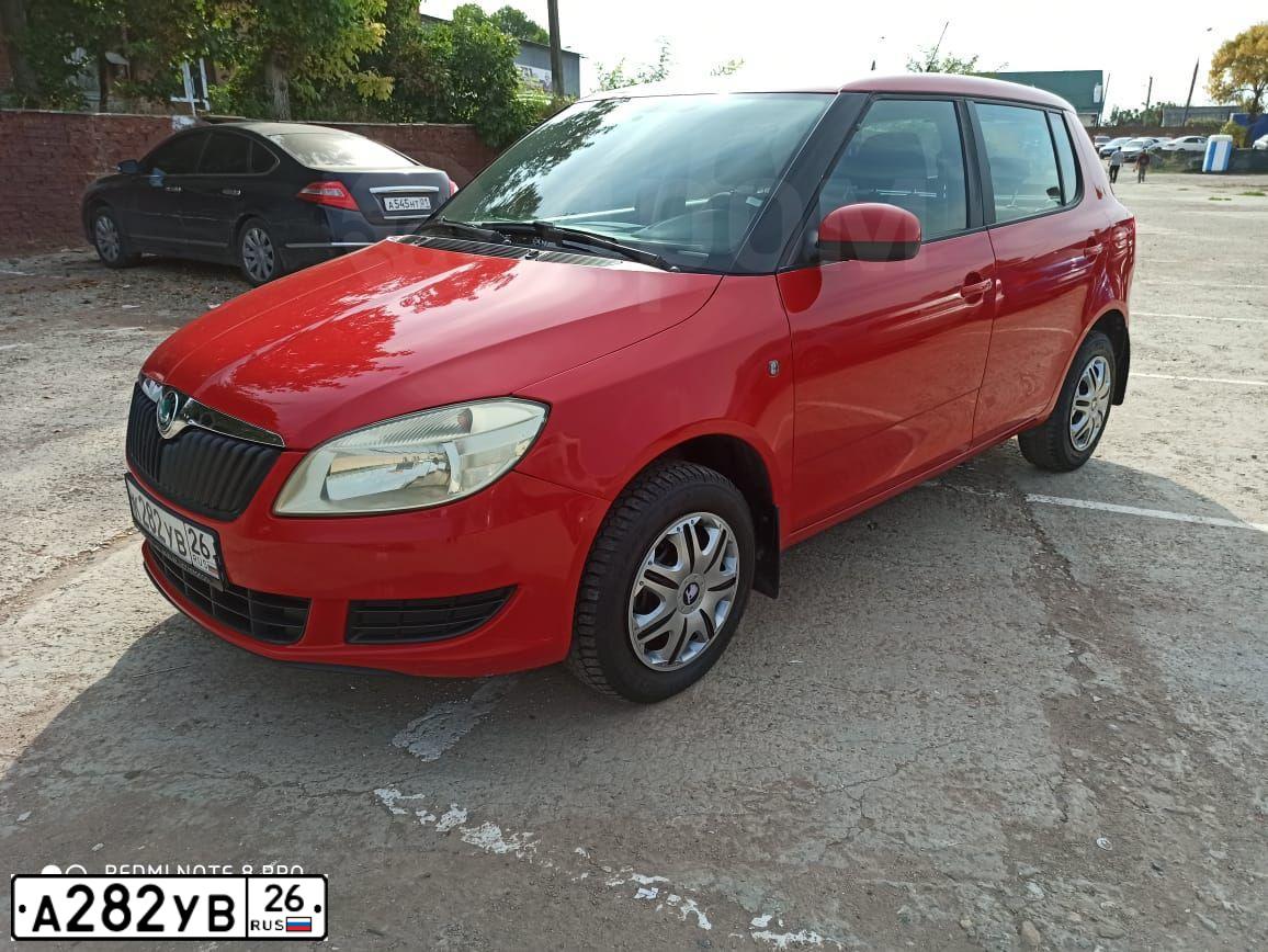 Фото автомобиля FORD FOCUS C-MAX, 2006 — госномер А282УВ26. Цвет: ЧЕРНЫЙ