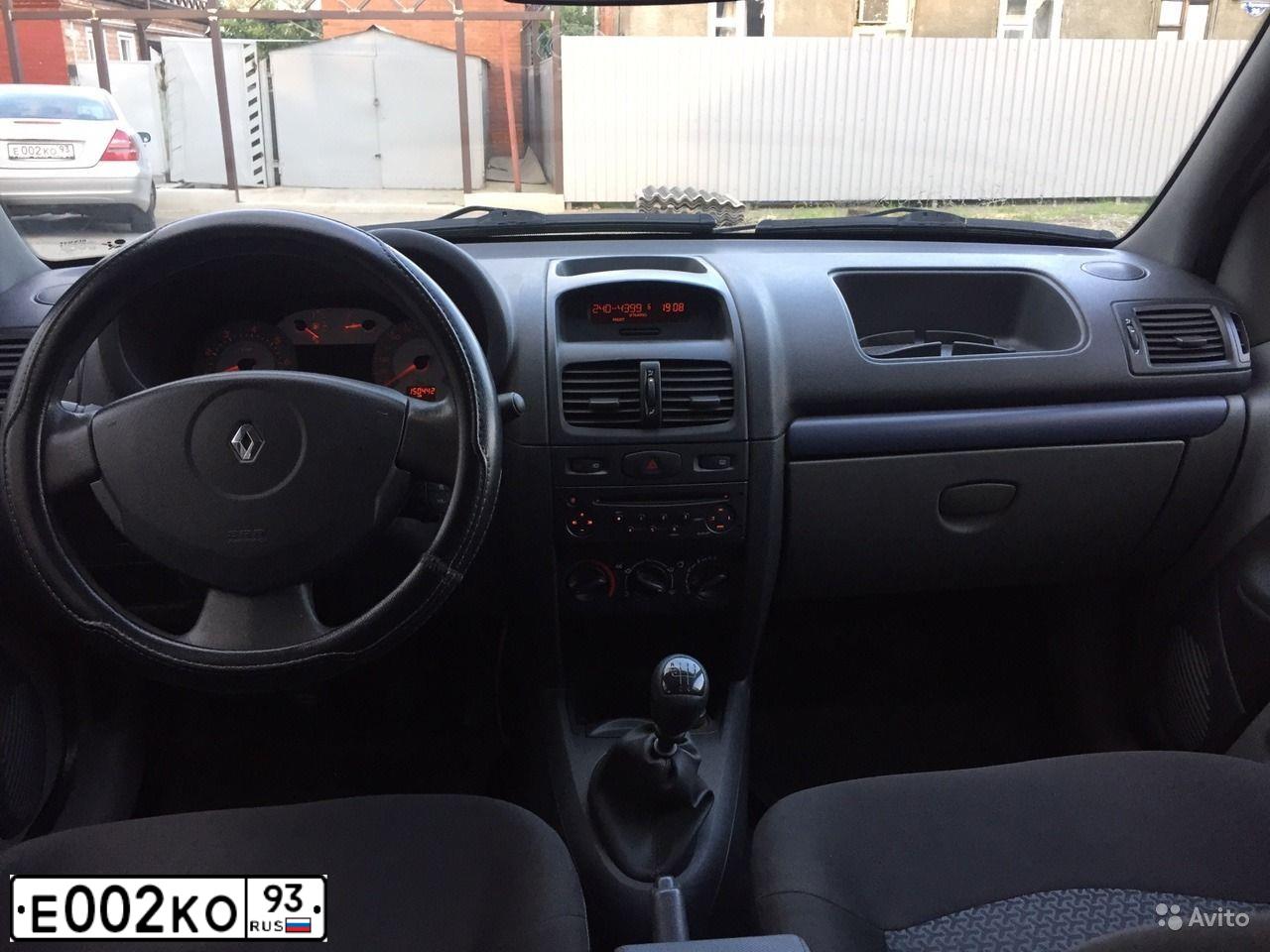 Фото автомобиля MERCEDES E-KLASSE, 2002 — госномер Е002КО93. Цвет: СЕРЕБРИСТЫЙ