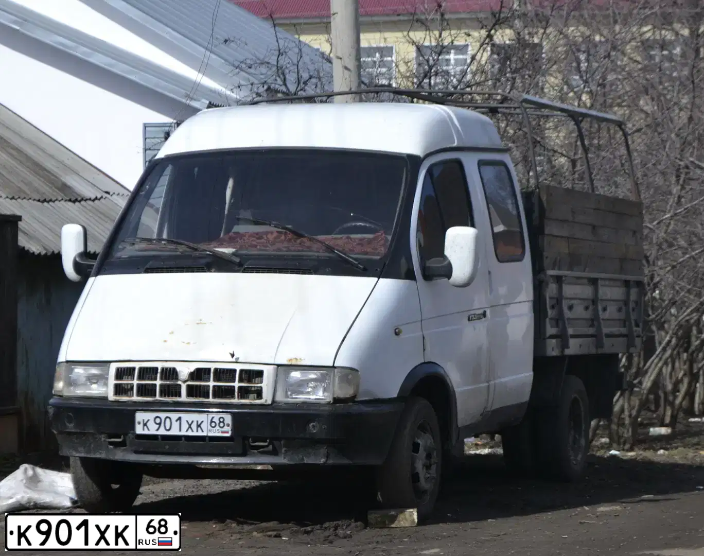 Фото автомобиля GAZ 3302, 2001 — госномер Т368ВН154. Цвет: СНЕЖНО-БЕЛЫЙ