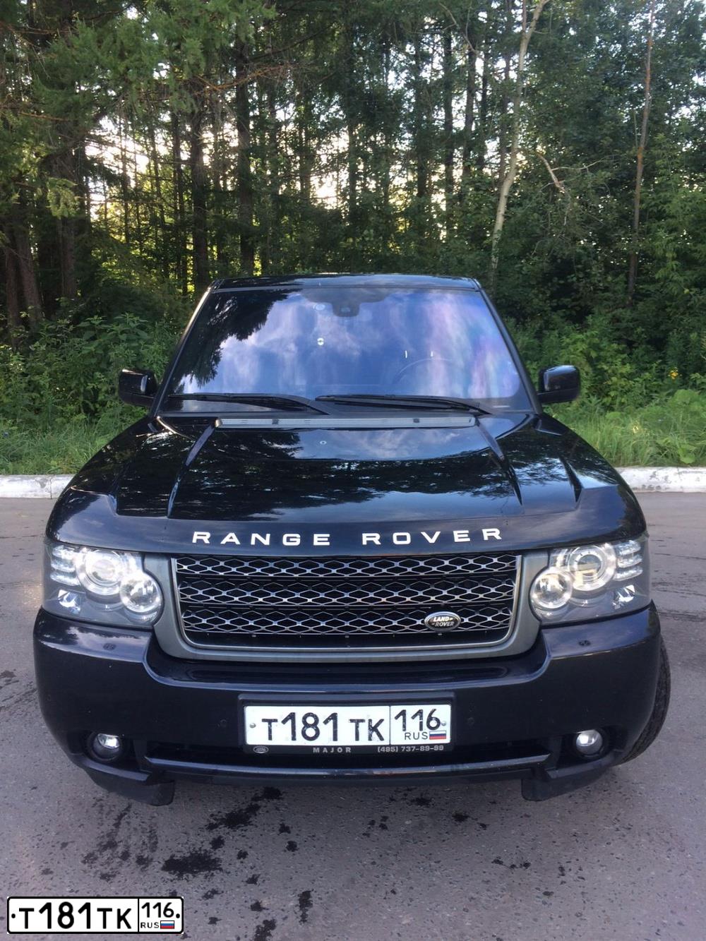 Фото автомобиля LANDROVER RANGE ROVER, 2011 — госномер С707ТТ24. Цвет: ЧЕРНЫЙ