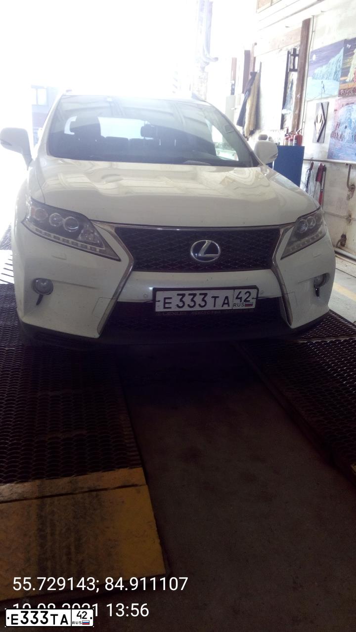 Фото автомобиля NISSAN PATHFINDER, 2008 — госномер М302ЕО154. Цвет: СЕРЫЙ