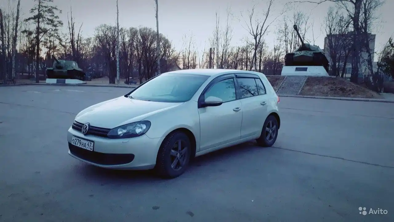 Фото автомобиля VOLKSWAGEN GOLF, 2011 — госномер У732ХТ198