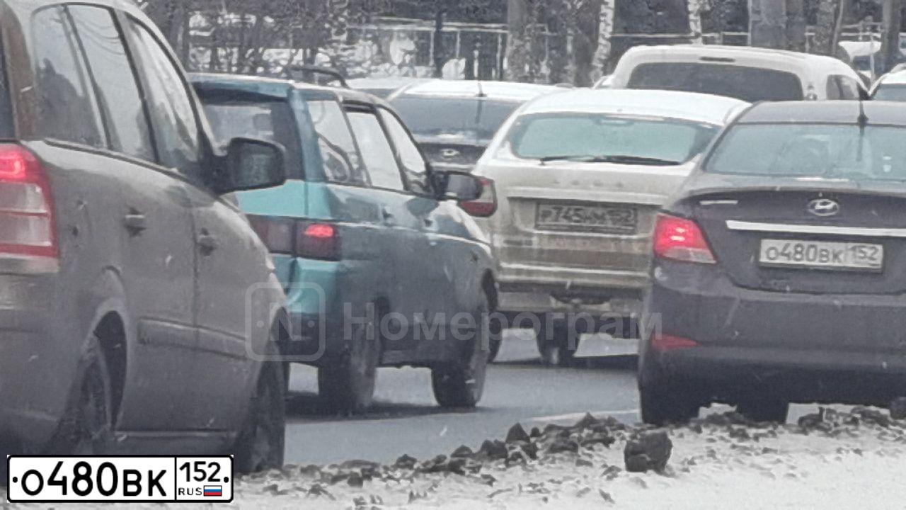 Фото автомобиля HYUNDAI SOLARIS, 2015 — госномер У459ТА152. Цвет: Коричневый