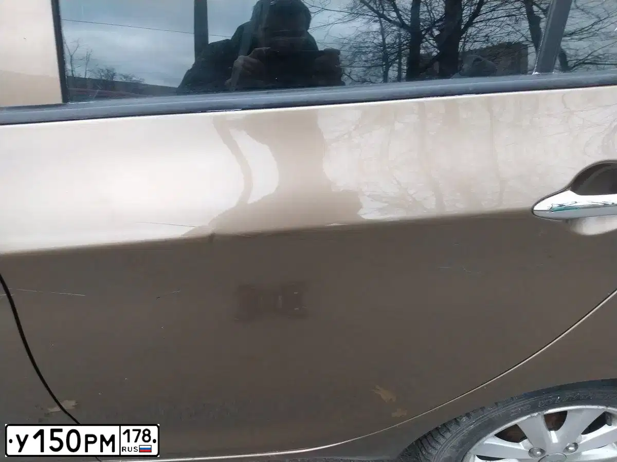 Фото автомобиля KIA PICANTO, 2011 — госномер У593КН198. Цвет: КАКАО