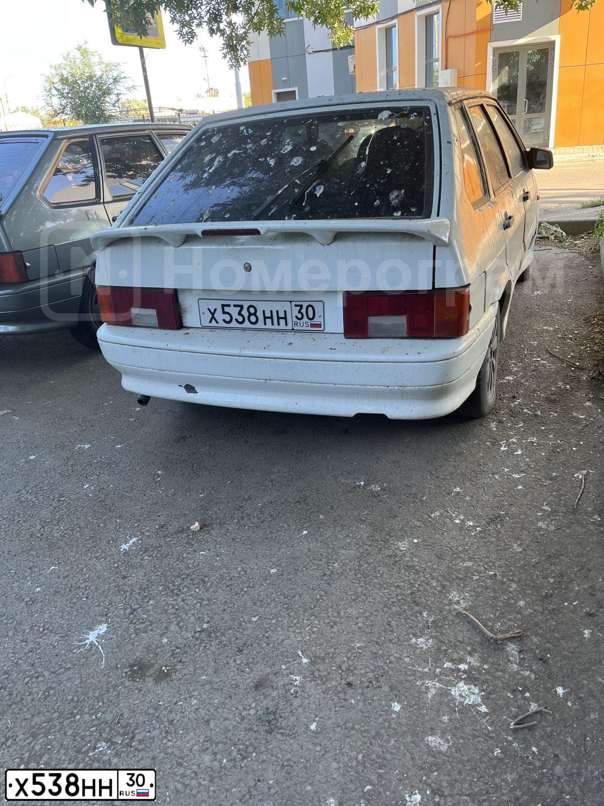 Фото автомобиля LADA 2114 SAMARA, 2008 — госномер М302МЕ30. Цвет: Белый
