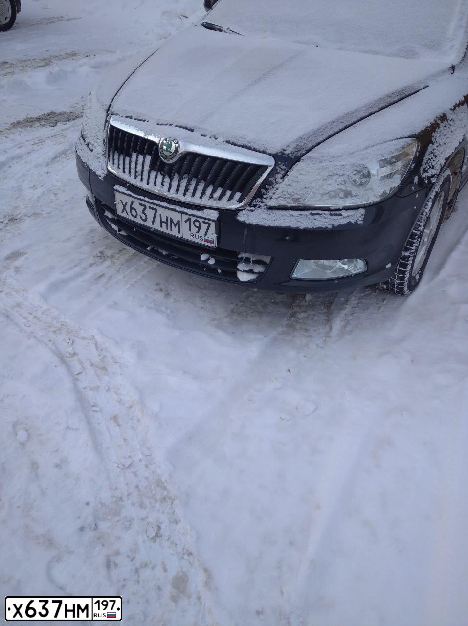Фото автомобиля HYUNDAI SOLARIS, 2011 — госномер А367АА161. Цвет: СЕРЫЙ