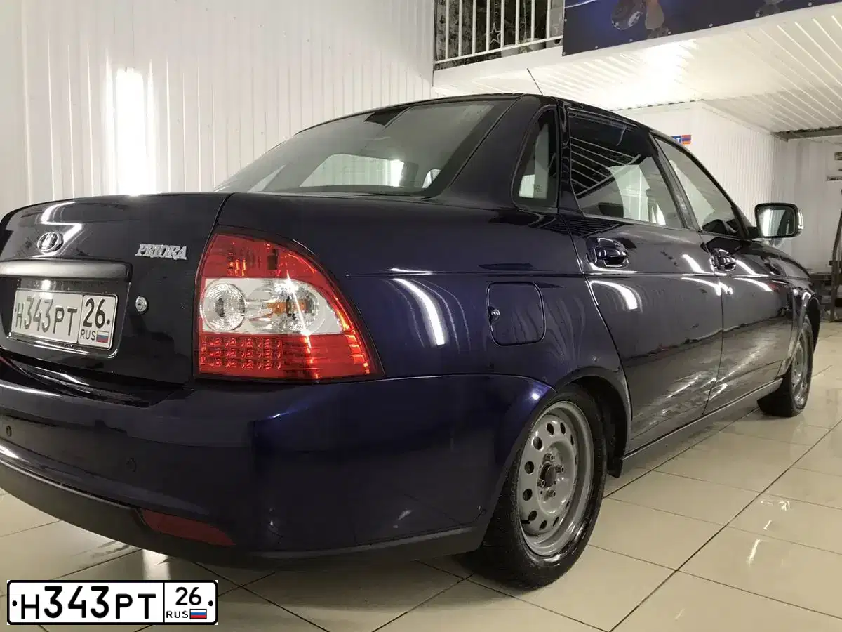 Фото автомобиля LADA 2172 PRIORA, 2011 — госномер Н286ЕТ126. Цвет: синий