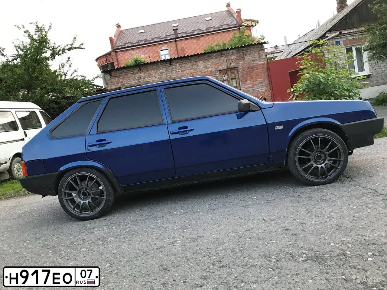 Фото автомобиля LADA 2109 SAMARA, 2004 — госномер Н917ЕО07. Цвет: СЕРЕБРИСТО ЯРКО-СИНИЙ