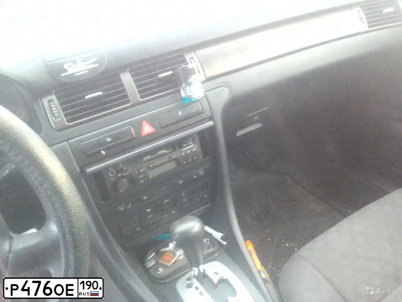 Фото автомобиля AUDI A6, 1999 — госномер Р476ОЕ190. Цвет: ЧЕРНЫЙ
