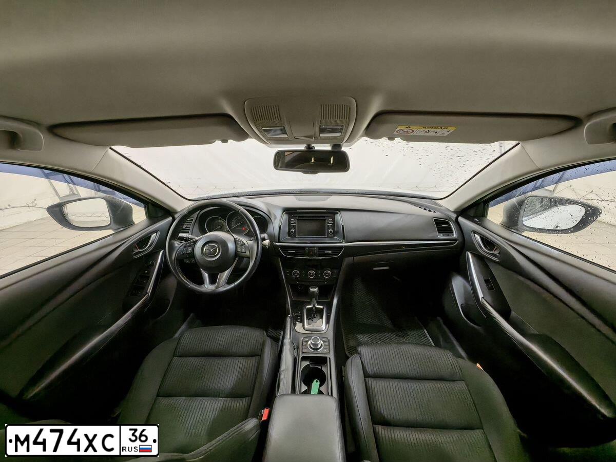 Фото автомобиля MAZDA 6, 2014 — госномер Е100ОУ147. Цвет: Белый