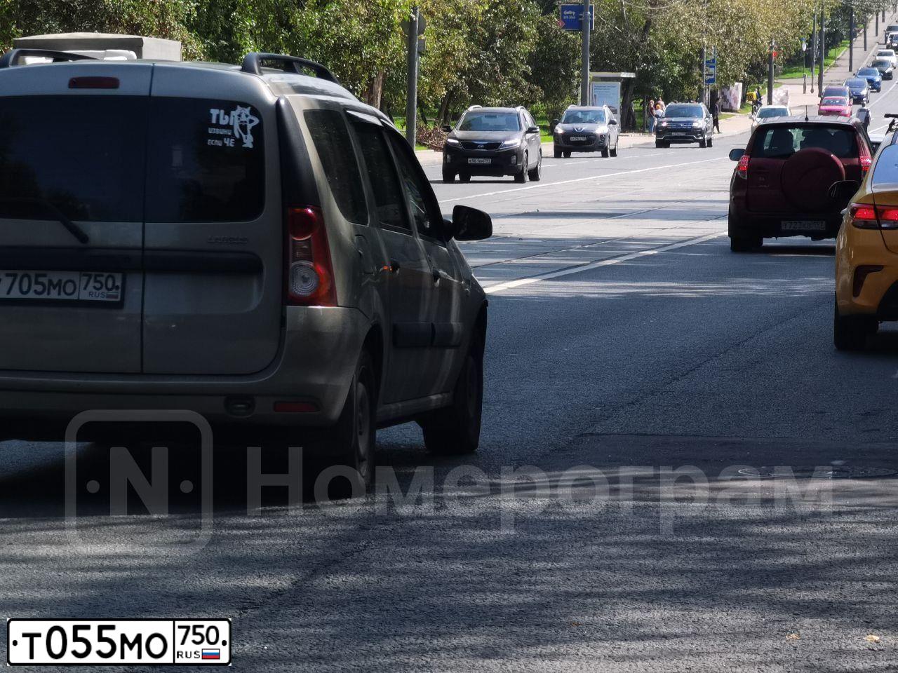 Фото автомобиля KIA RIO, 2016 — госномер В764ОТ156. Цвет: Красный